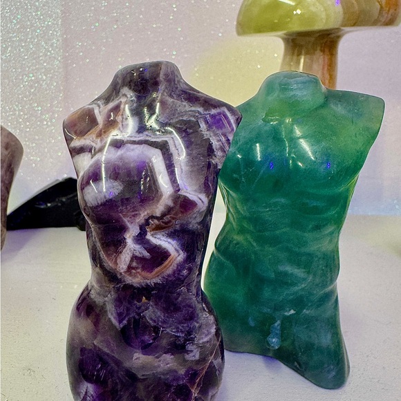 Auction Items - Picture 2 of 6